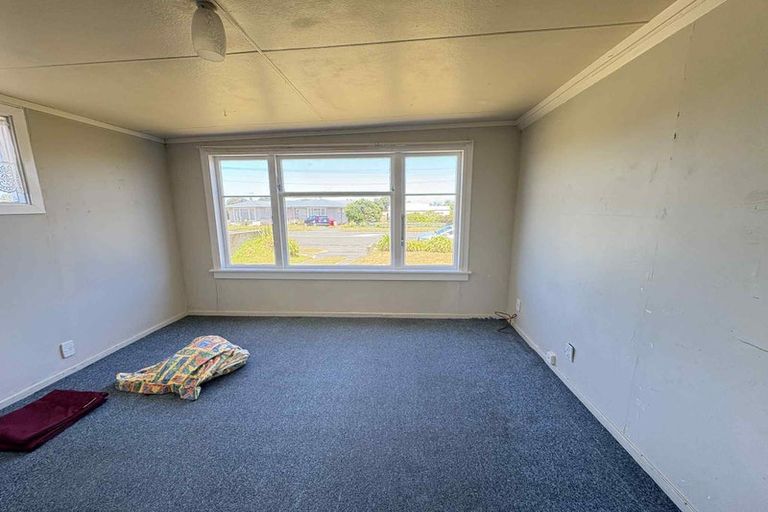 Photo of property in 78 Cornfoot Street, Castlecliff, Whanganui, 4501