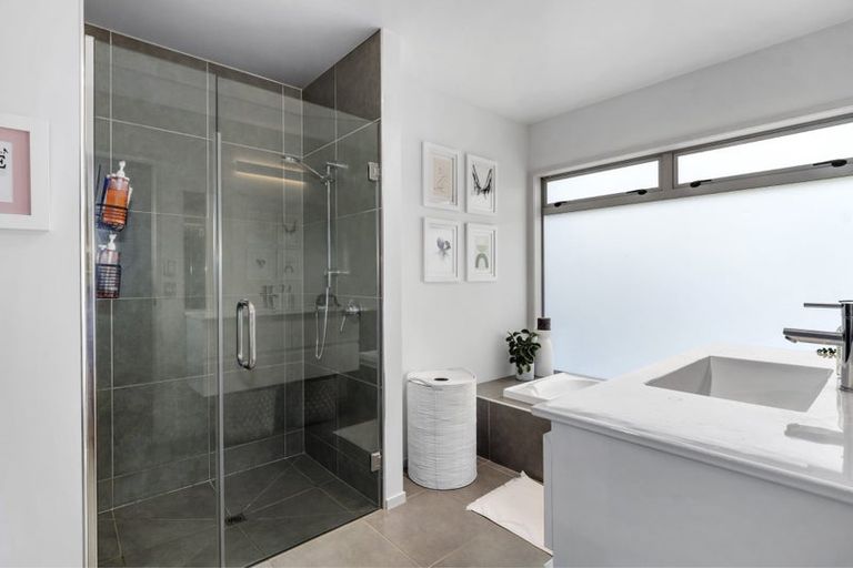 Photo of property in 43 Hallmark Rise, Bethlehem, Tauranga, 3110