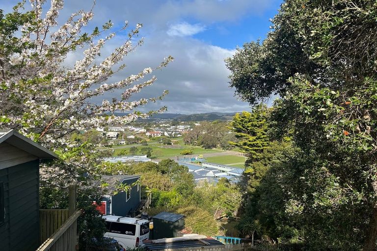 Photo of property in 21 Thimble Lane, Whitby, Porirua, 5024