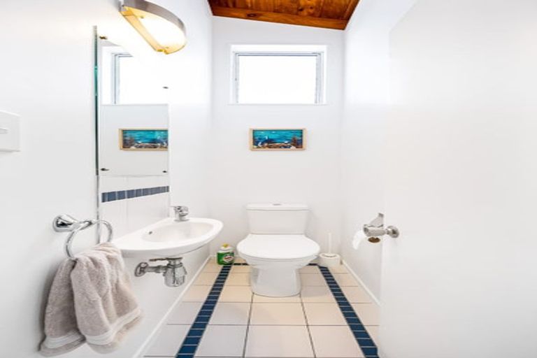 Photo of property in 11 Claude Street, Mangawhai Heads, Mangawhai, 0505