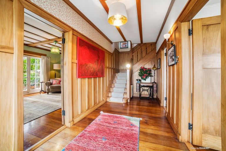 Photo of property in 50 Rodrigo Road, Kilbirnie, Wellington, 6022