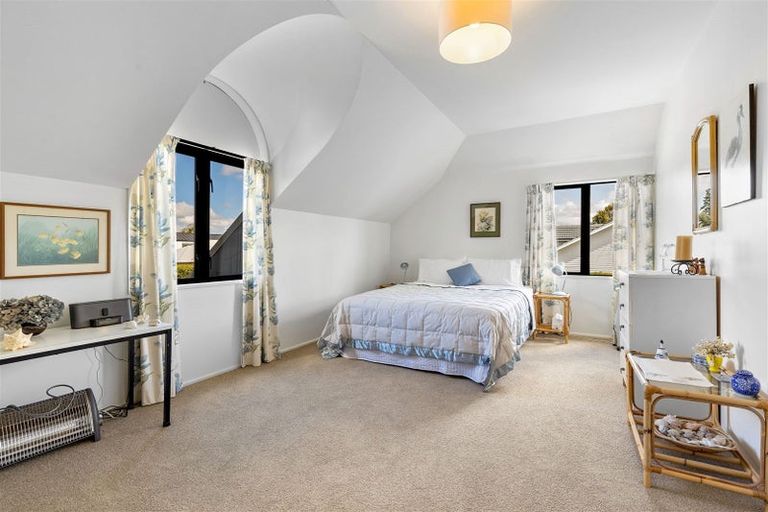 Photo of property in 69 Glandovey Road, Fendalton, Christchurch, 8052