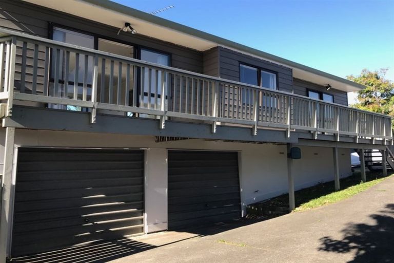 Photo of property in 1/130 Colwill Road, Massey, Auckland, 0614