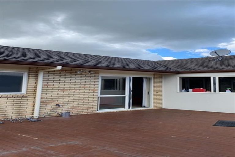 Photo of property in 47 Turnberry Drive, Wattle Downs, Auckland, 2103