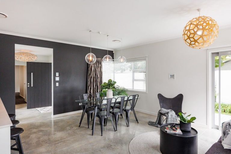 Photo of property in 1 Montgomery Terrace, Hokowhitu, Palmerston North, 4410