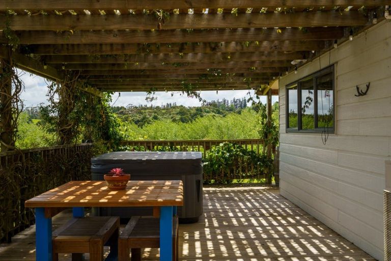 Photo of property in 42 Crossett Road, Ruatangata West, Whangarei, 0176