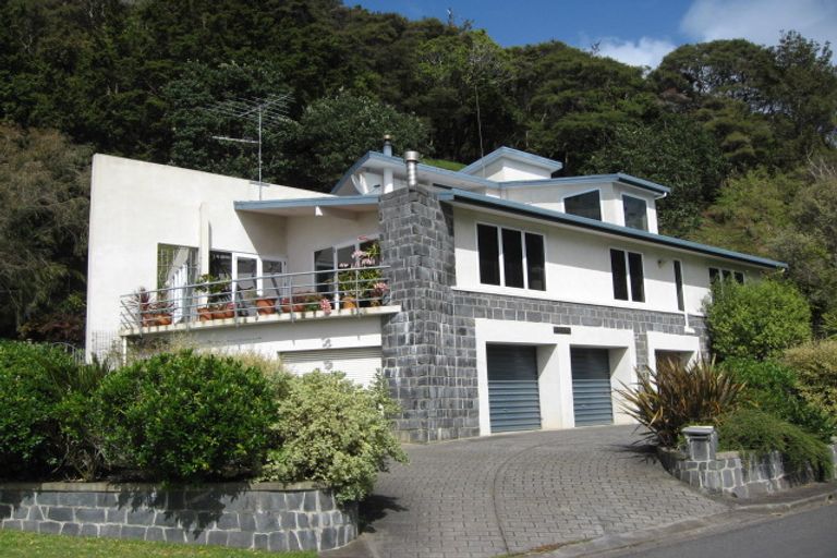 Photo of property in 8 Whatipu Road, Huia, Auckland, 0604