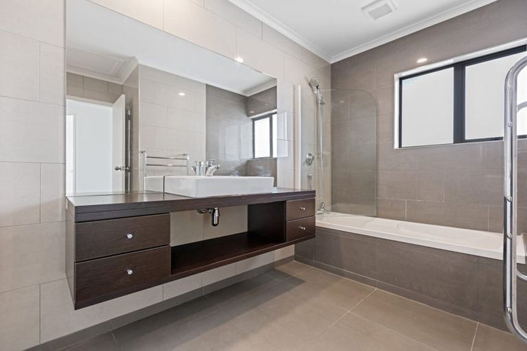 Photo of property in 5/7 Robins Road, Judea, Tauranga, 3110