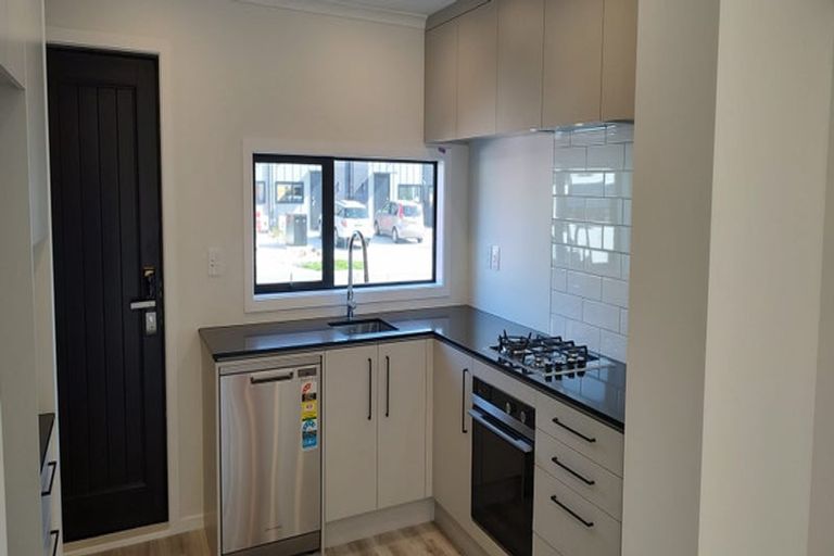 Photo of property in 8 Doug Jensen Street, Wallaceville, Upper Hutt, 5018