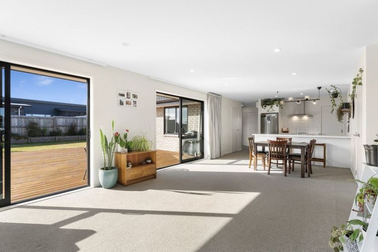 Photo of property in 13 Wai Terrace, Wharewaka, Taupo, 3330