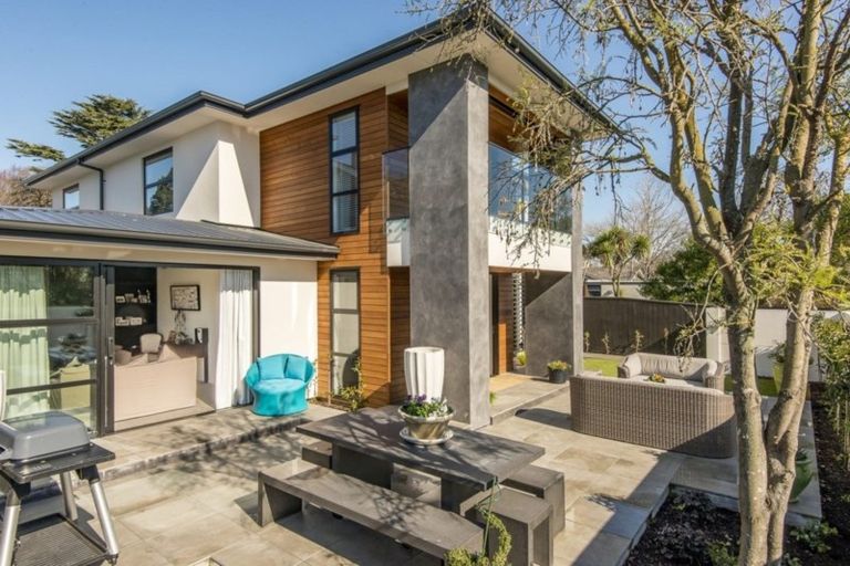 Photo of property in 20 Wai-iti Terrace, Burnside, Christchurch, 8053