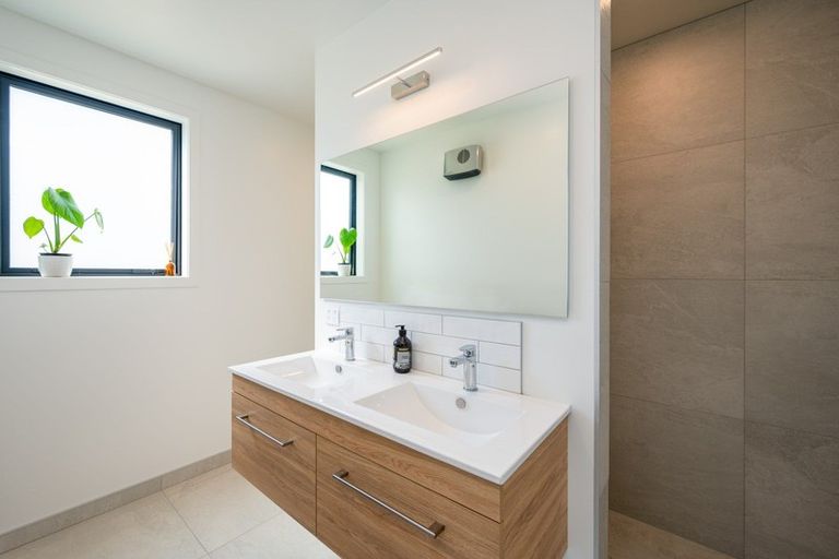 Photo of property in Northlake, 36 Malvern Road, Wanaka, 9305