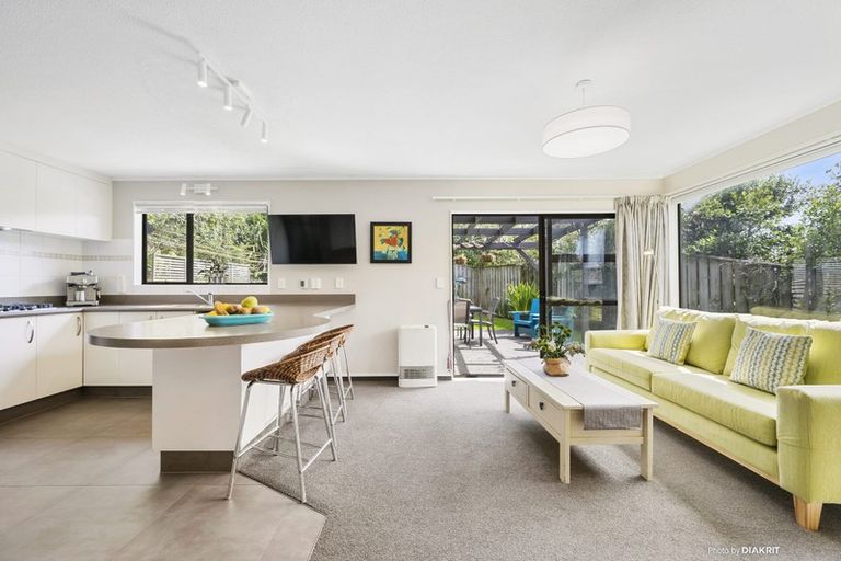 Photo of property in 47b Abilene Crescent, Churton Park, Wellington, 6037