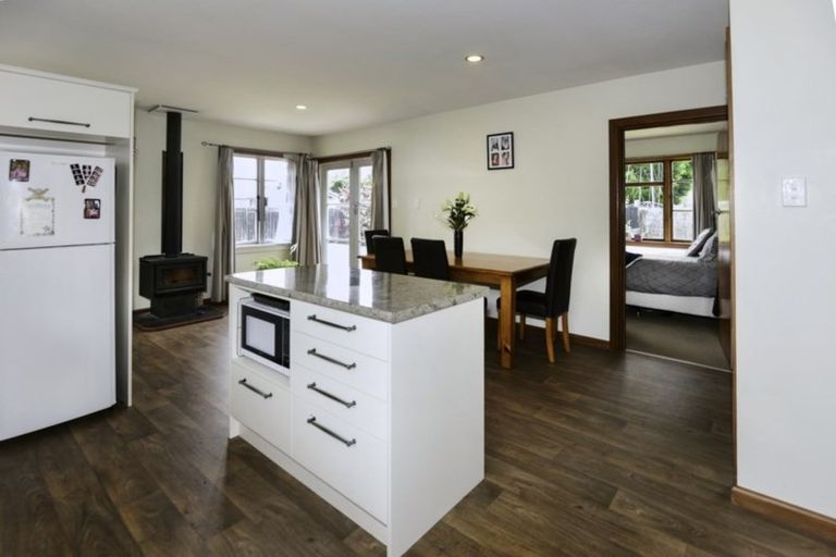 Photo of property in 19 King Street, Coalgate, 7673