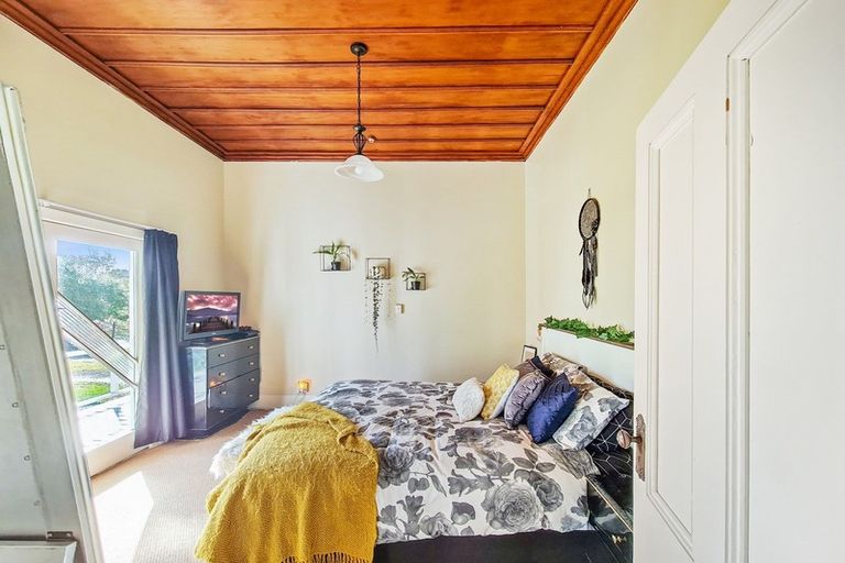 Photo of property in 37 Grey Street, Marton, 4710