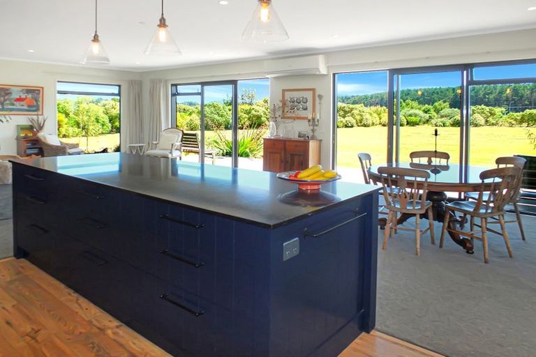 Photo of property in 9 Lakeview Drive, Foxton Beach, Foxton, 4815