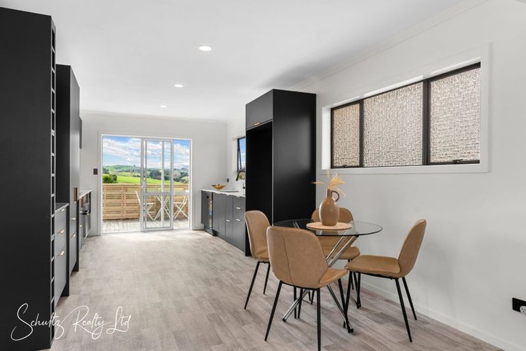 Photo of property in 109 Hurndall Street East, Maungaturoto, 0520