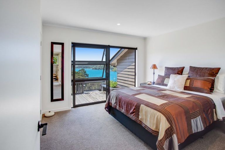 Photo of property in 15 Major Bridge Drive, Russell, 0272