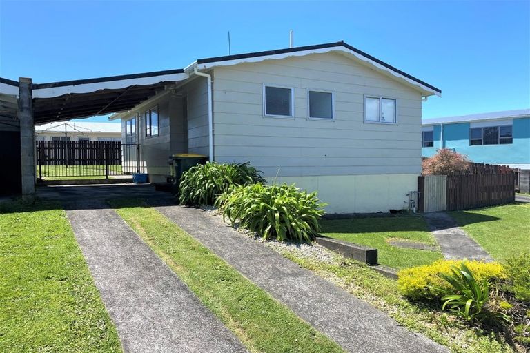 Photo of property in 1/18 Culzean Grove, Bell Block, New Plymouth, 4312