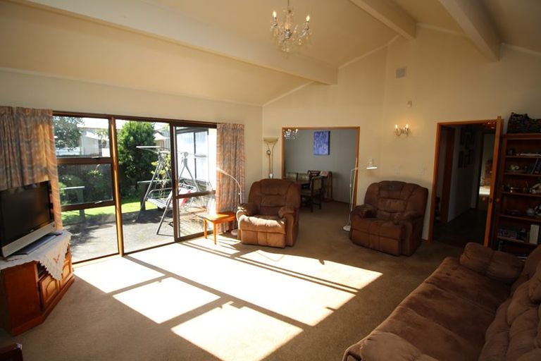 Photo of property in 3a Bull Street, Bulls, 4818