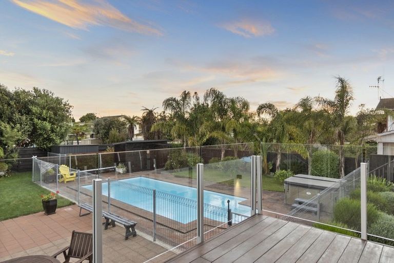 Photo of property in 38 Clements Crescent, Queenwood, Hamilton, 3210