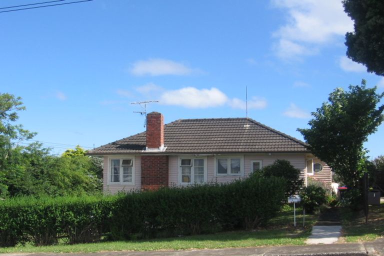 Photo of property in 3 Commissariat Road, Mount Wellington, Auckland, 1060
