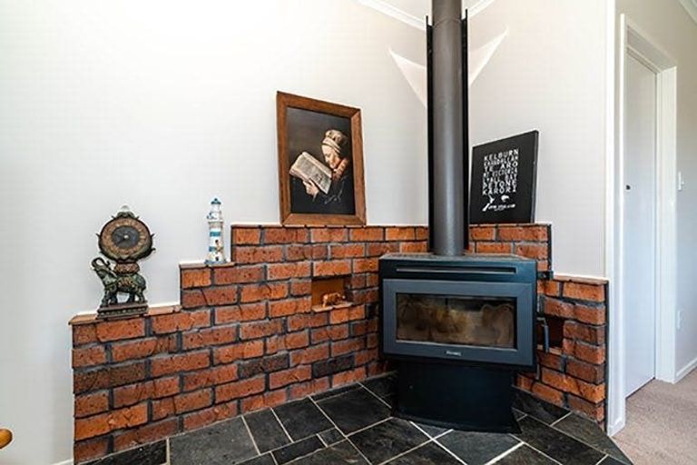 Photo of property in 54 Ravenwood Drive, Forrest Hill, Auckland, 0620