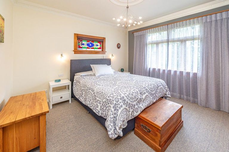 Photo of property in 100 Portal Street, Durie Hill, Whanganui, 4500