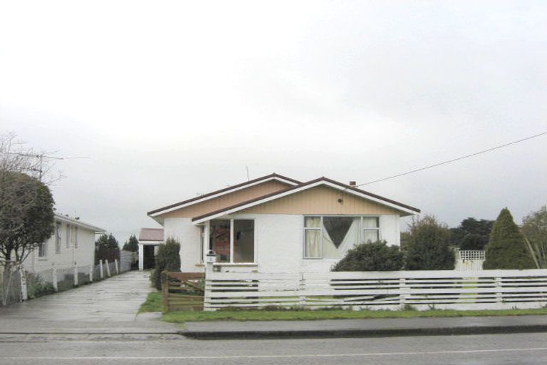 Photo of property in 129 Seaward Road, Edendale, 9825