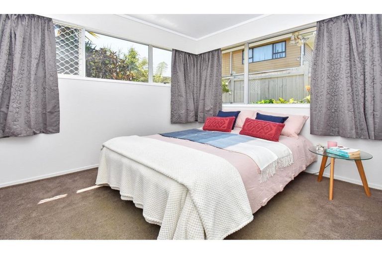 Photo of property in 1/576a Weymouth Road, Weymouth, Auckland, 2103