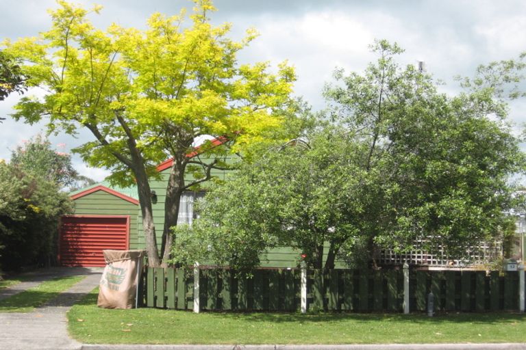 Photo of property in 12 Browning Street, Leamington, Cambridge, 3432