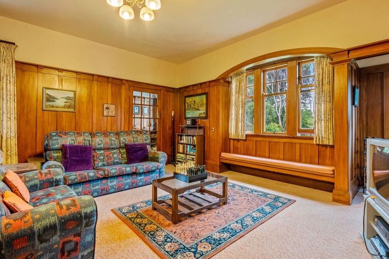 Photo of property in 69 Tilley Road, Paekakariki, 5034