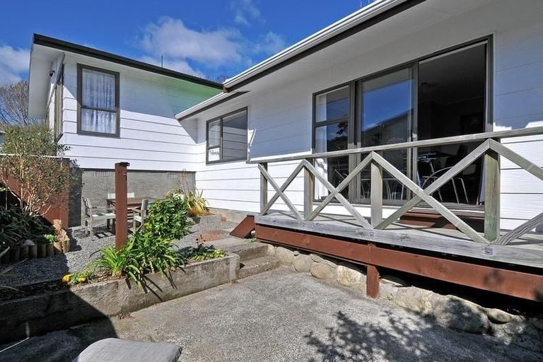Photo of property in 9a Crystal Grove, Birchville, Upper Hutt, 5018
