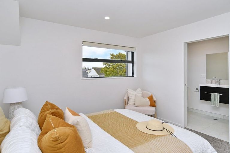 Photo of property in 5/2 Huia Street, Riccarton, Christchurch, 8041