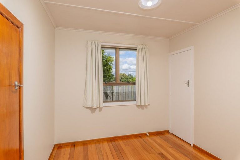 Photo of property in 42 Great South Road, Huntly, 3700