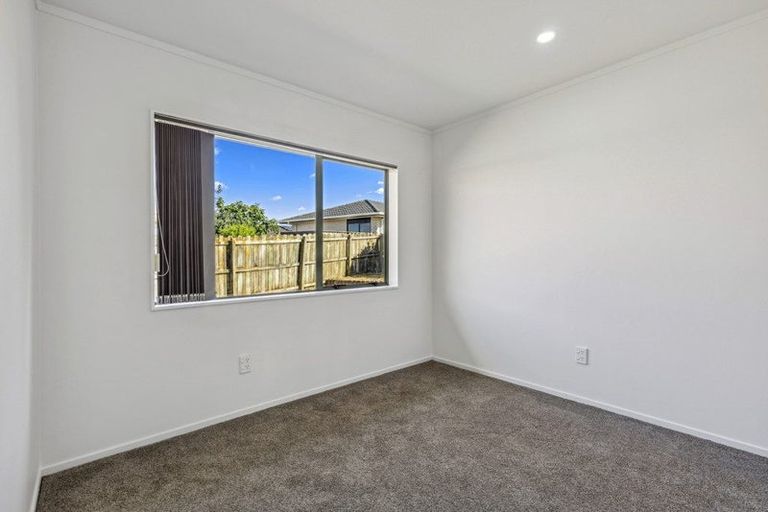Photo of property in 21 Settlers Cove, Weymouth, Auckland, 2103