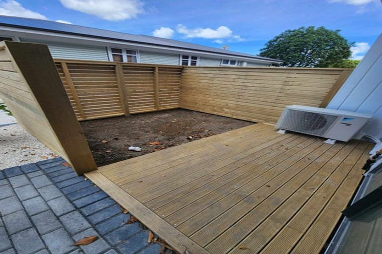 Photo of property in 3/32 Yeovil Road, Te Atatu Peninsula, Auckland, 0610