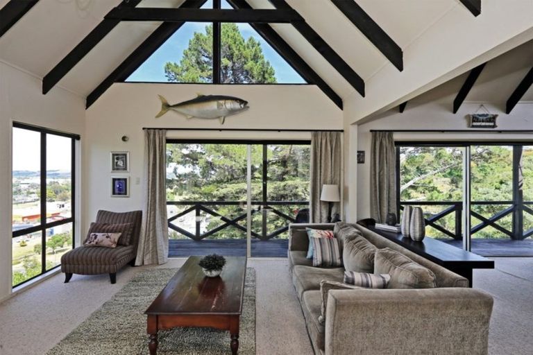 Photo of property in 21 Delhi Road, Hospital Hill, Napier, 4110