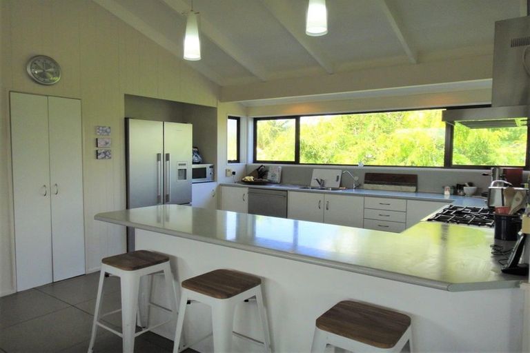 Photo of property in 136 One Tree Point Road, One Tree Point, 0118