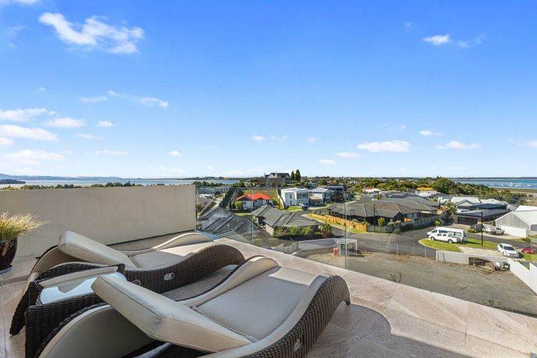 Photo of property in 16 Parkland Rise, Omokoroa, 3114