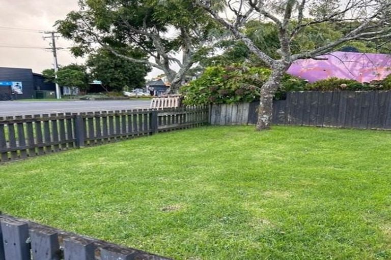 Photo of property in 8 Wallis Street, Raglan, 3225