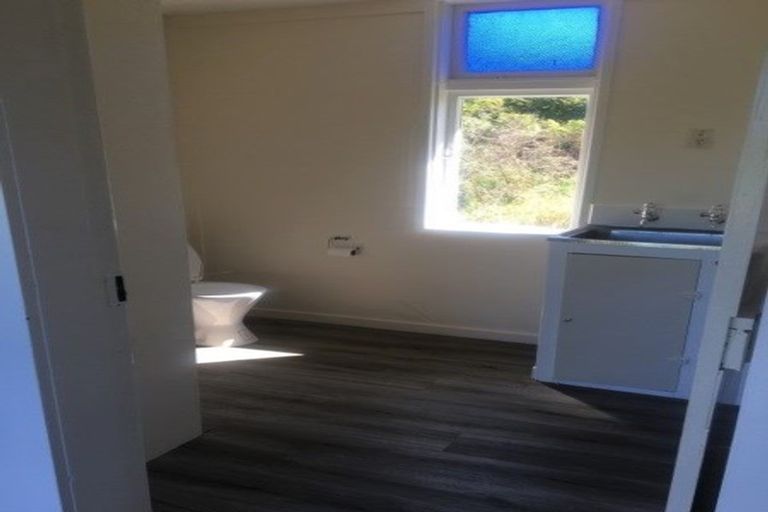 Photo of property in 30 Oxford Street, Taylorville, Greymouth, 7805
