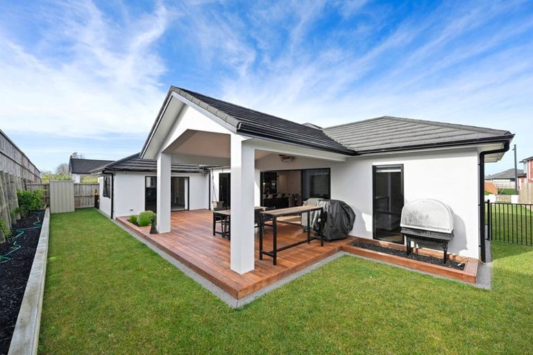 Photo of property in 30 The Meadows Drive, Flagstaff, Hamilton, 3210