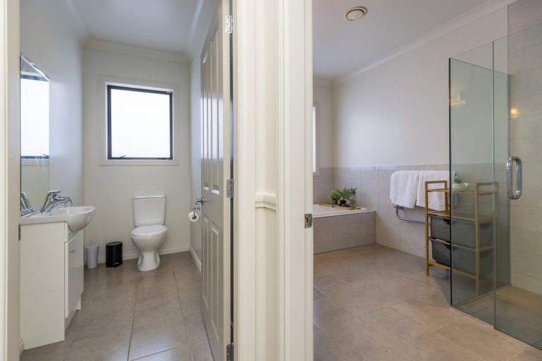 Photo of property in 71 Hillcrest Road, Raumati Beach, Paraparaumu, 5032