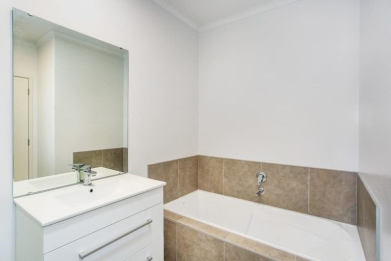 Photo of property in 1/107 Edinburgh Street, Pukekohe, 2120