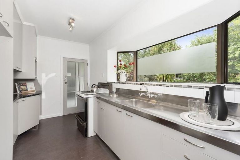 Photo of property in 70 Flynn Road, Hillcrest, Hamilton, 3216