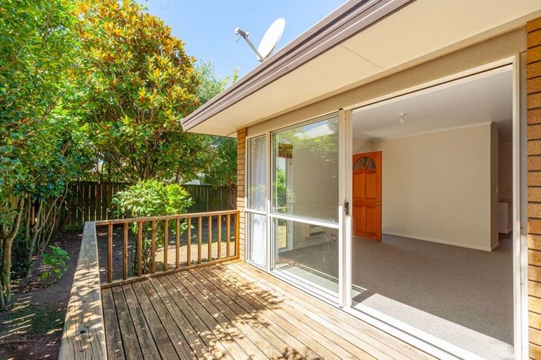Photo of property in 2/15 Kotare Street, Hilltop, Taupo, 3330