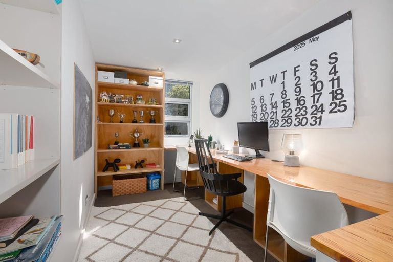 Photo of property in 21a Jubilee Road, Khandallah, Wellington, 6035