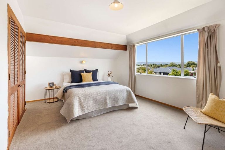 Photo of property in 11 Chelwood Street, Takaro, Palmerston North, 4412