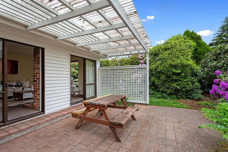 Photo of property in 1/180 Avonhead Road, Avonhead, Christchurch, 8042